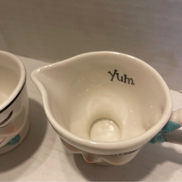 Vintage Bailey’s Cream and Sugar Set - White and Blue - Picture 4 of 7